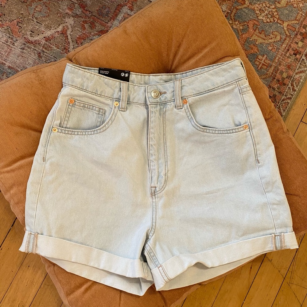 Light wash jean shorts